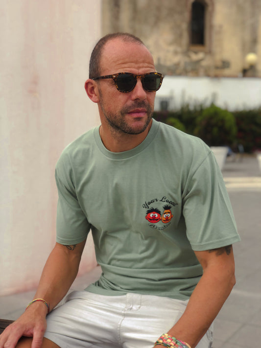 Camiseta Epi y Blas con diseño estampado frontal