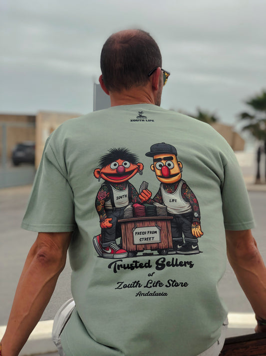 Camiseta con estampado epi y blas trasero. 