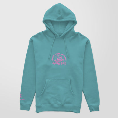Sudadera neverita color azul piscina, diseño estampado en pecho. color rosa. vista frontal